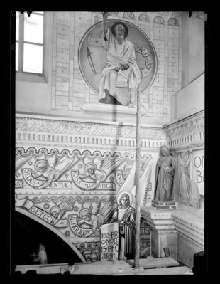 Affreschi e graffiti nella chiesa del Sacro Cuore a Lugano - transetto sinistro e cappella del Cuore immacolato di Maria