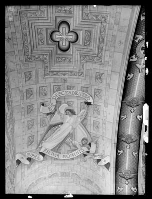 Affreschi e graffiti nella chiesa del Sacro Cuore a Lugano - transetto destro