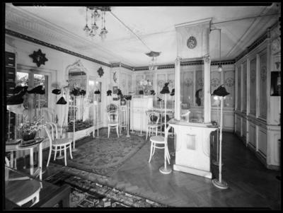 Interno della cappelleria Molinari a Lugano