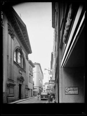 Via Pietro Peri e la chiesa di Santa Maria Immacolata a Lugano