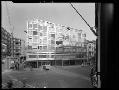 Nuovo edificio in Piazza Dante Alighieri a Lugano