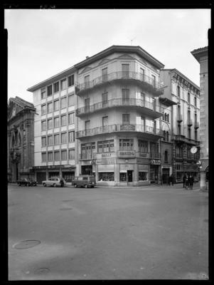 Palazzo in Piazza Dante Alighieri a Lugano