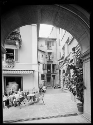 Portico del Credito Svizzero a Lugano