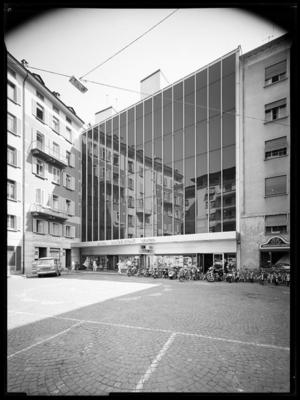 Retro del grande magazzino Innovazione a Lugano