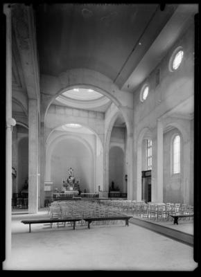 Interno della chiesa di S. Teresa a Viganello