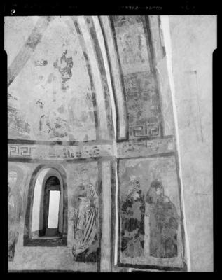 Particolare dell'affresco con apostoli, nell'abside della chiesa romanica di S. Vigilio a Rovio
