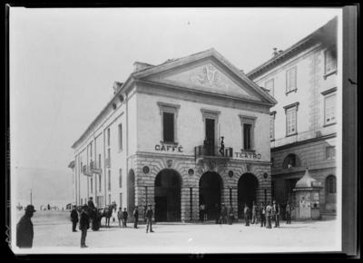 Teatro Sociale in Piazza della Riforma a Lugano