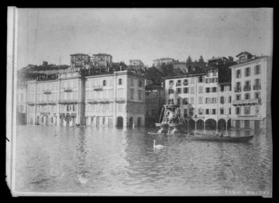 Piazza Riziero Rezzonico a Lugano durante l'alluvione del 1896