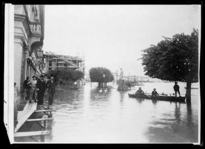 Piazza Guglielmo Tell a Lugano durante l'alluvione del 1896