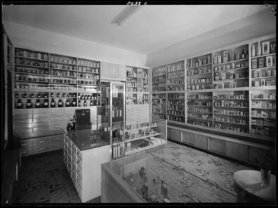 Interno della Farmacia Viganello S.A.
