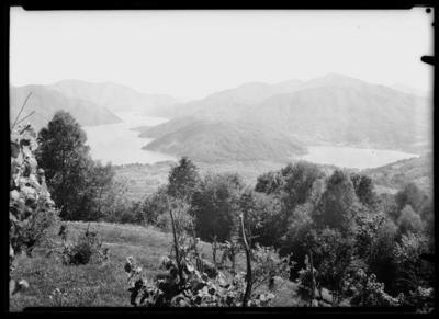 Veduta panoramica del Lago di Lugano da Cimo
