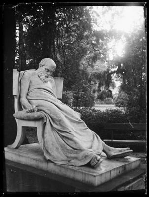 Socrate morente di Markus Antokolski al Parco Ciani di Lugano