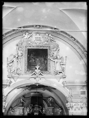 Arco trionfale della chiesa di S. Carlo a Lugano