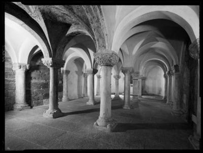 Cripta romanica della collegiata di S. Vittore a Muralto