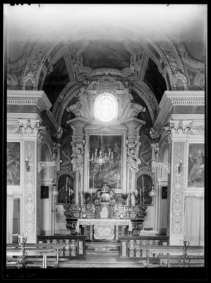 Altare maggiore nella chiesa parrocchiale dei SS. Vitale e Agata a Rovio