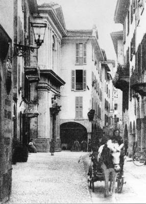 Via Nassa a Lugano all'altezza della chiesa di S. Carlo