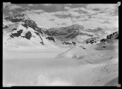 Lago del Ritom innevato