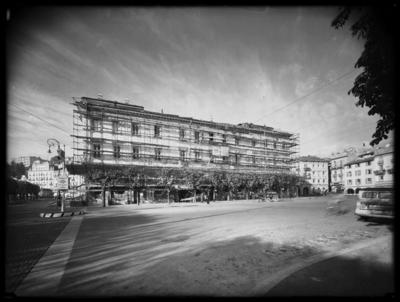 Palazzo Civico di Lugano con impalcature