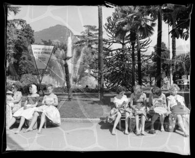 Giovani turiste a Lugano