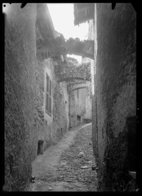 Viottolo nel nucleo di Ponte Tresa