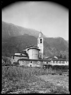 Esterno della chiesa di S. Vitale a Riva San Vitale