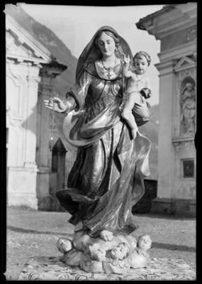 Statua della Madonna del Rosario della chiesa di S. Stefano a Arogno