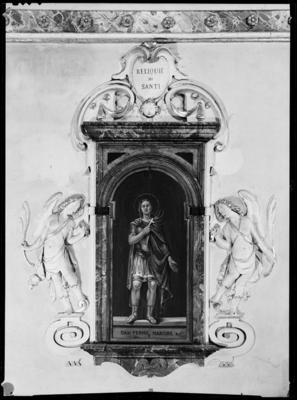 Edicola barocca con le reliquie di S. Fermo nella chiesa di S. Zenone a Salorino