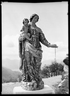 Statua della Madonna del Rosario della chiesa dei SS. Fedele e Simone a Brè