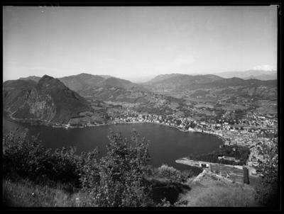 Lugano e Monte San Salvatore dal Monte Brè
