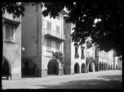 Portici a Bissone