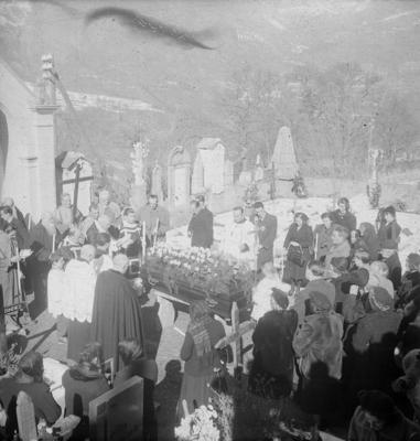 Funerali di Elvira Righetti Pelli ad Aranno